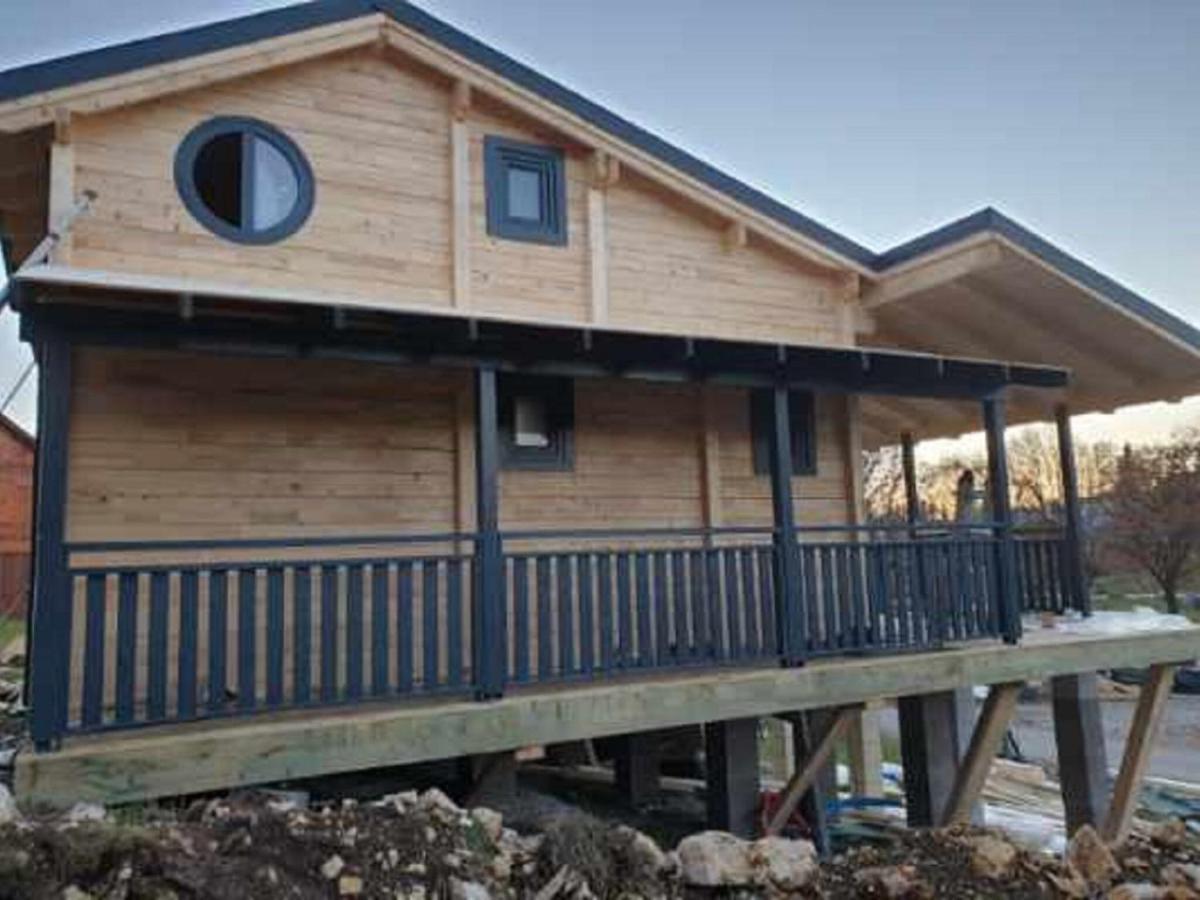 Chalet In Saint Laurent On A Slope Exterior photo