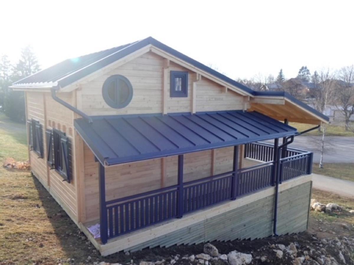 Chalet In Saint Laurent On A Slope Exterior photo